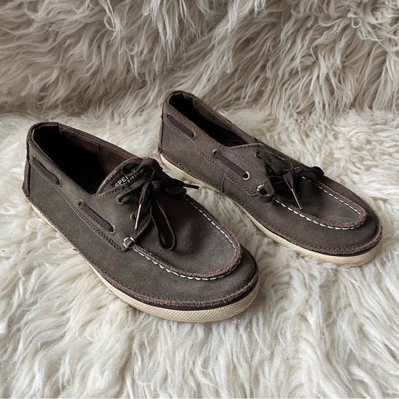 Sperry Other - Gray Sperry Topsider size 5